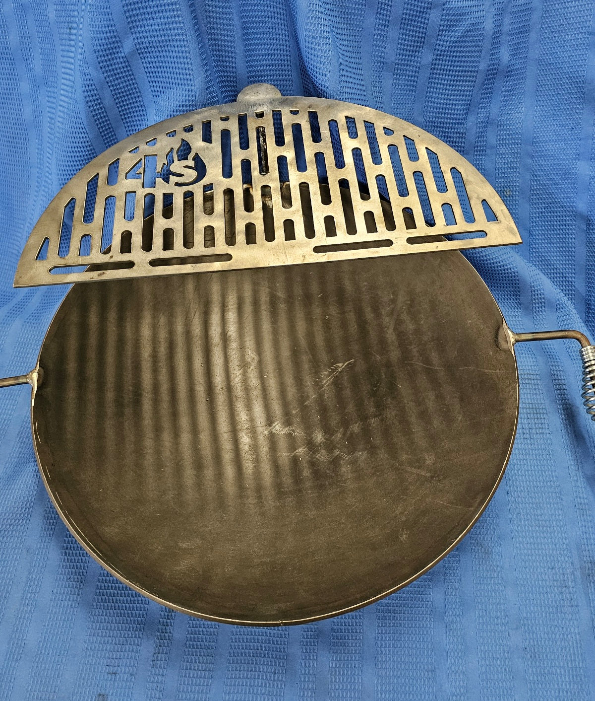 Heavy Duty Disc Cooker/Fryer with grease drip shelf